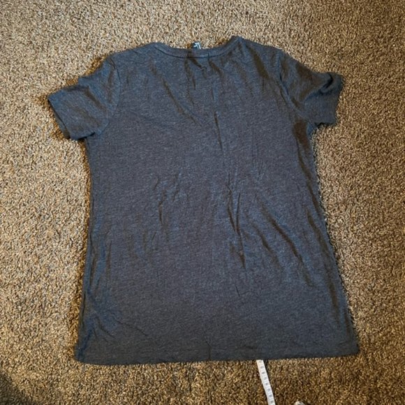 Forever 21 graphic tee - Picture 2 of 6